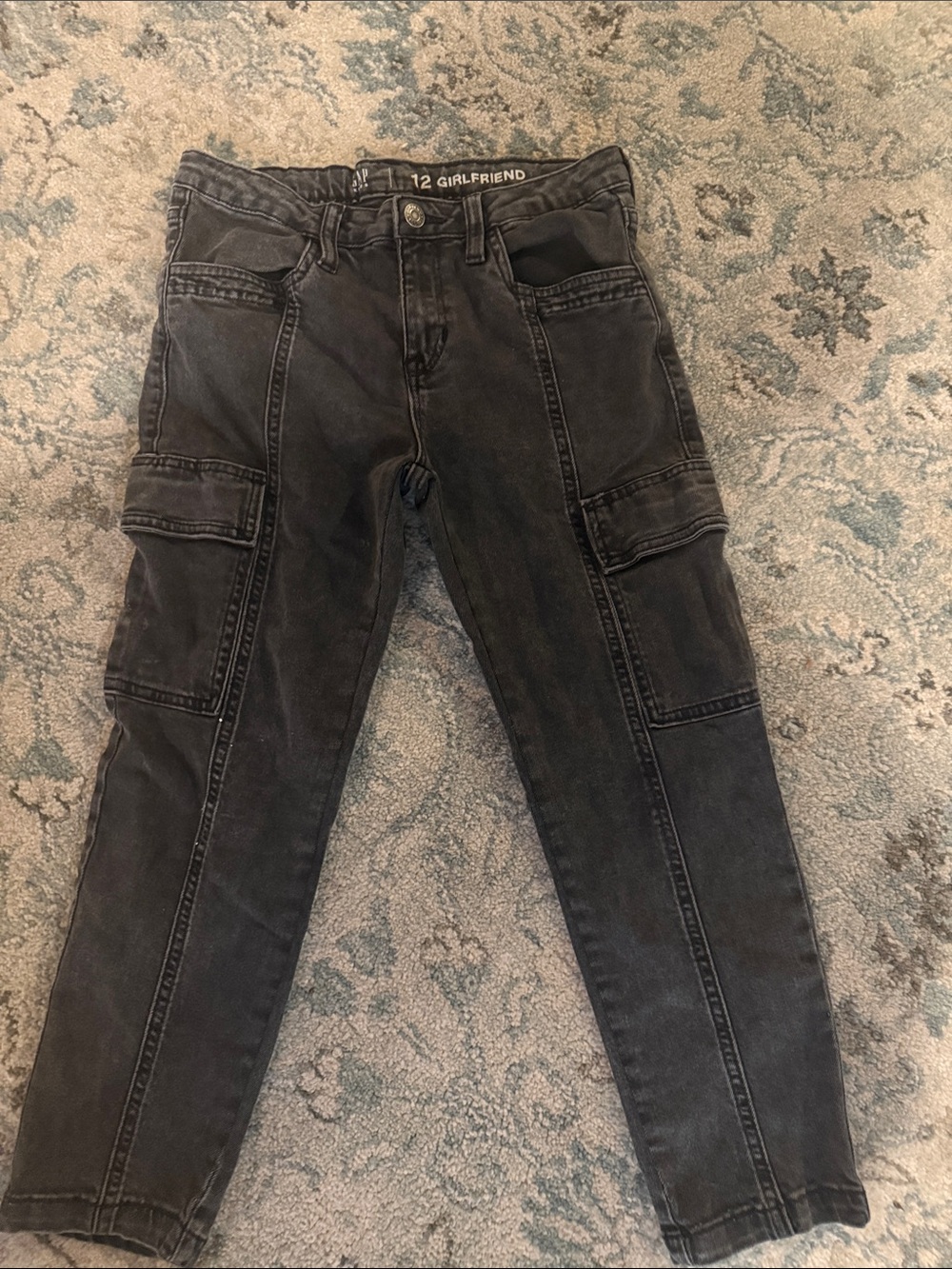 GAP Men’s Slim Black Cargo Jeans